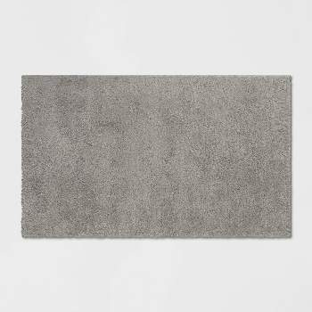 2'5"x4' Solid Eyelash Woven Shag Accent Rug Gray - Project 62™