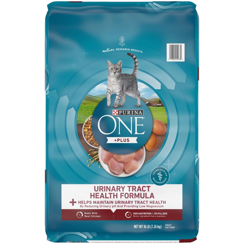 Purina ONE Urinary Tract Health Adult Premium with Chicken Dry Cat Food, 1 of 8