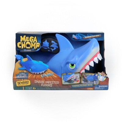 Mega Chomp R/c Shark : Target