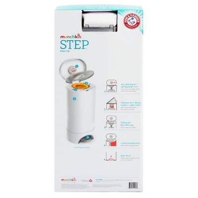 Munchkin STEP Diaper Pail, Powered by Arm & Hammer