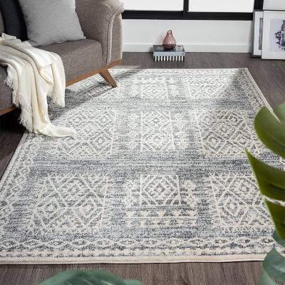 Gray and Off-White Geometric Synthetic 5' x 7' Area Rug