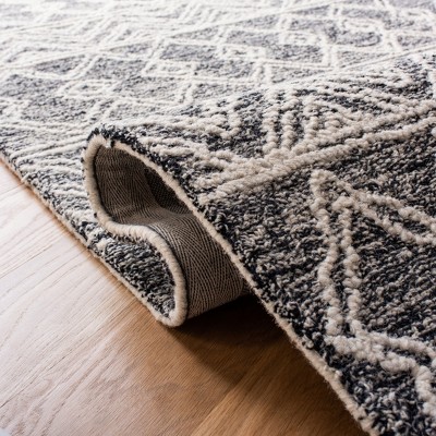 Ivory Elegance Hand-Tufted Wool Round Area Rug, 59"