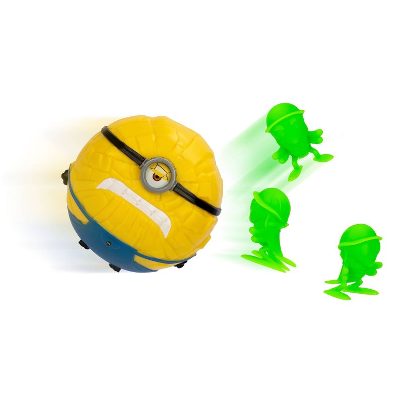 Despicable Me 4 Jerry Mega Minion Crash and Roll Figure, 4 of 9