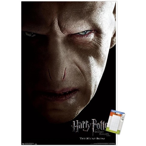 Harry Potter And The Deathly Hallows - Movie Poster (Hogwarts On Fire) (24  X 36)