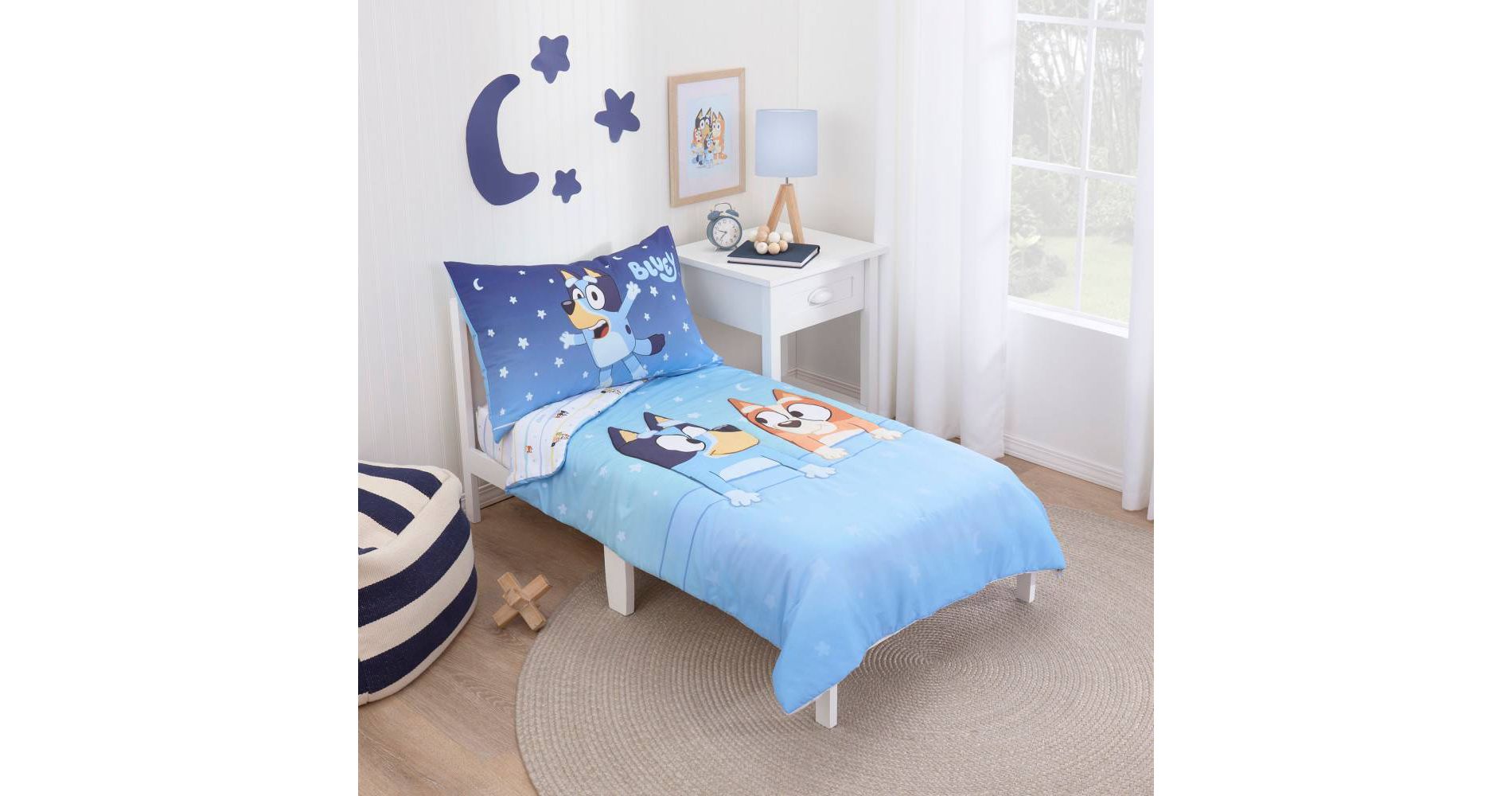 Bluey Sleep Time Toddler Sheet Set - 4pc: Classic Patterns, Knitted, Fictitious Character