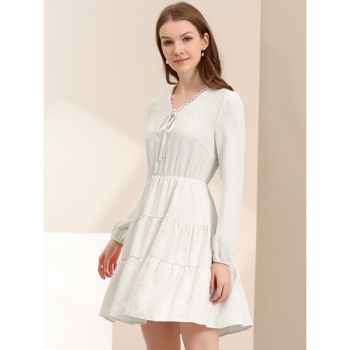 Женские платья INSPIRE CHIC Women's Puff Sleeve V Neck A-Line Tiered Swiss Dots Dress Small White — фото 4