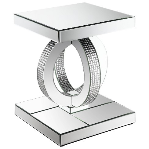 Mirrored end store table target