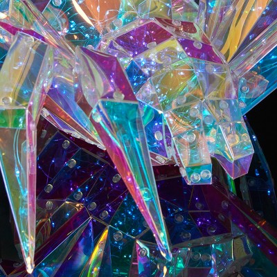 Prismatic Iridescent LED Spider with Multicolor Lights
