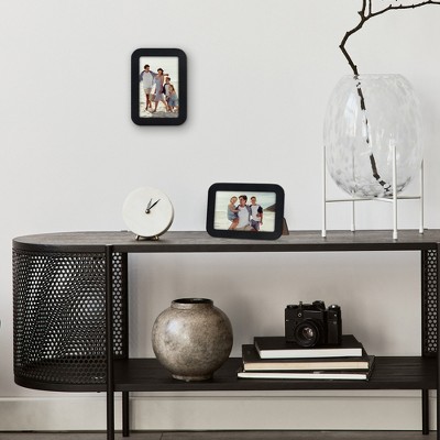 Classic Black 4x6 Wall Photo Frame with Curved Corners