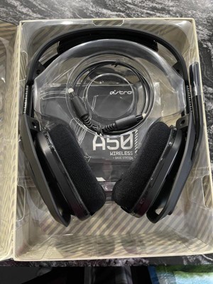 Astro Gaming A50 Wireless Dolby Atmos Over-the-Ear Gaming Headset for Xbox  Series XS, Xbox One, and PC with Base Station Black With Cleaning kit Bolt  Axtion Bundle Like New 