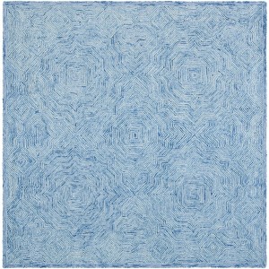 Ikat IKT506 Hand Tufted Rugs - Safavieh - 1 of 4