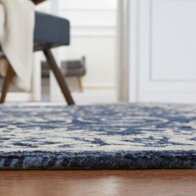 Navy and Ivory 6' x 9' Hand-Tufted Wool Area Rug