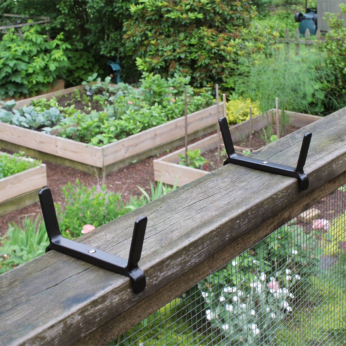 ACHLA Designs Small Cape Cod Rectangular Galvanized Steel Outdoor Planter Box for 2x6 Railings with Mounting Bracket White 22"x6.5" - thumbnail 4