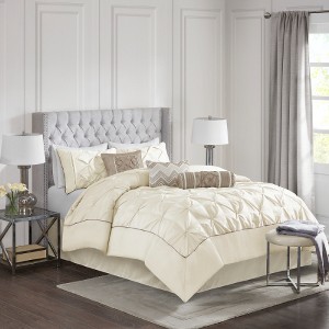 Lyngins 7-Piece Queen Comforter Set, Tufted Design Bedding Set, Quilt Bedding Set with Shams, Pillows & Bed Skirt, Hypoallergenic - 1 of 4