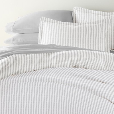 Becky Cameron 8PC Bedding Bundle, Patterned Duvet Cover, White Comforter and Solid Sheet Set - Becky Cameron, Puffed Rugged Stripes Light Gray, Queen — фото 6
