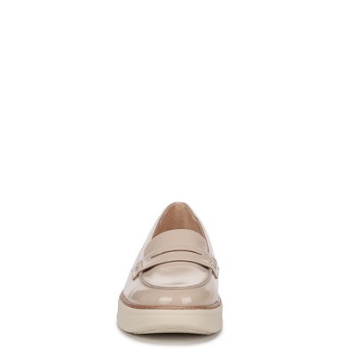 Женские туфли LifeStride Women's Chelsea Loafer Tender Taupe Patent 8.5 W — фото 4