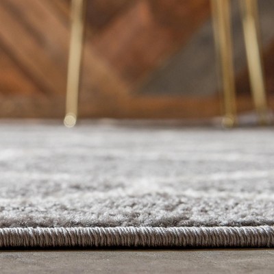Light Gray Trellis Frieze Easy-Care Rectangular Rug