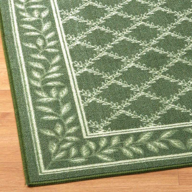 Collections Etc Two-Tone Lattice Rug with Leaf Border with Skid-Resistant Backing, Home Decor and Floor Protection, 4 of 5