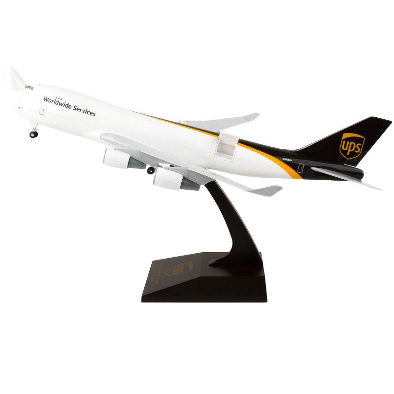 Boeing 747-400F Commercial Aircraft with Landing Gear "UPS Worldwide Services" White and Brown 1/200 Plastic Model by Skymarks, 2 of 6