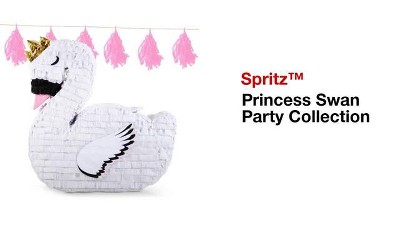Play Tassels Party Banner - Spritz™, video 3 of 6 slides