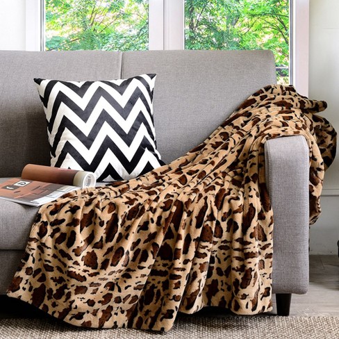 Cheer Collection Faux Fur Printed Throw Blanket - 60