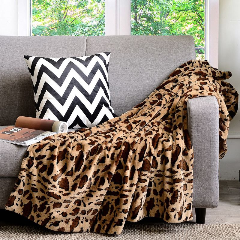 Cheer Collection Faux Fur Printed Blanket, 1 of 12