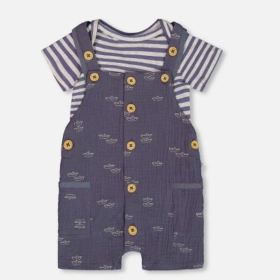 navy blue paper boats