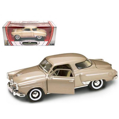 1950 Studebaker Champion Golden Tan 1/18 Diecast Model Car by Road Signature