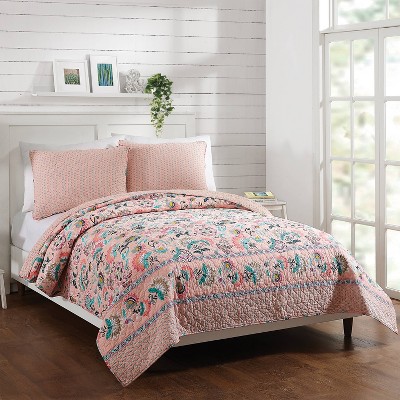pink quilt