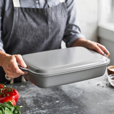 Gray Aluminum Nonstick Rectangular Baking Pan with Lid