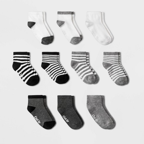 Boys' 10pk Athletic Ankle Socks - Cat & Jack™ Black S