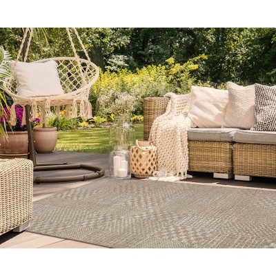 Ivory Geometric Flat Woven Synthetic Indoor/Outdoor Rug