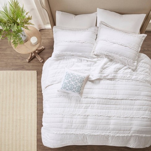 Alexis Ruffle Quilted Coverlet Set King California King White