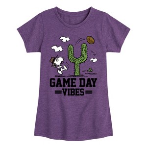 Girls' - Peanuts - Game Day Vibes Fitted Short Sleeve Graphic T-Shirt - 1 of 4