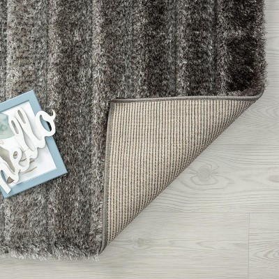 Gray Geometric 5' x 7' Shag Area Rug