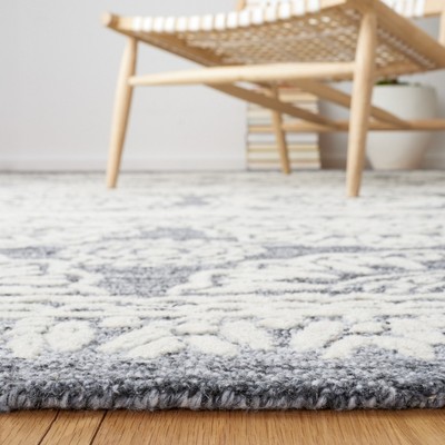 Gray and Ivory Hand-Tufted Wool Area Rug, 3' x 5'