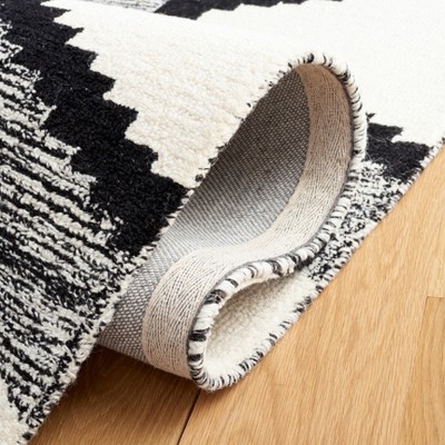 Casablanca Black and White Handmade Wool Shag Rug