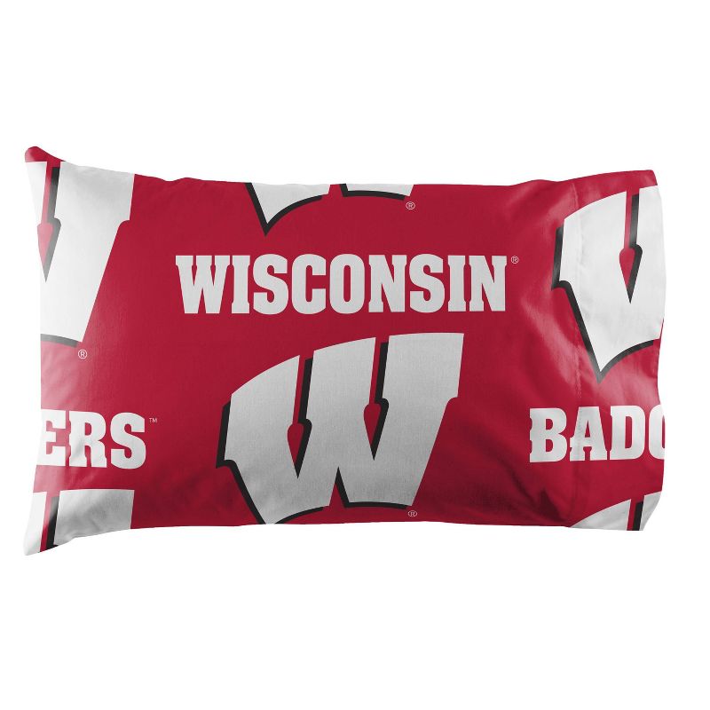 NCAA Wisconsin Badgers Rotary Bed Set, 3 of 4