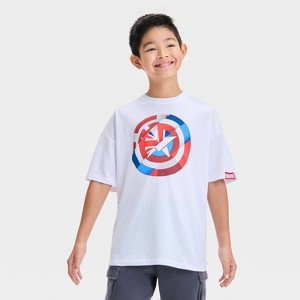 Boys' Captain America Short Sleeve Graphic T-Shirt - White - 1 of 4