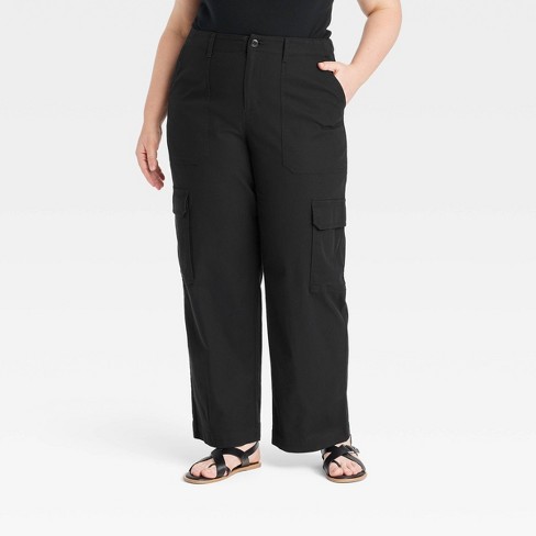 Women's Mid-Rise Straight Leg Utility Cargo Pants - Universal Thread™ - image 1 of 3