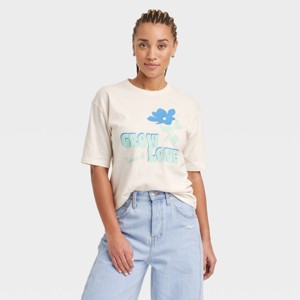 Women's Oversized Short Sleeve Graphic T-Shirt - Universal Thread™ - 1 of 4