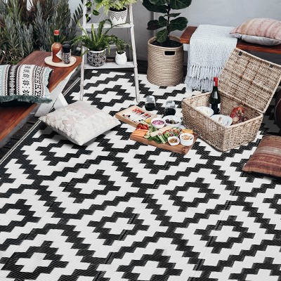 DOMETOUR 6 x 9 feet black and white camping rug for RV exterior, indoor, outdoor porch, deck, backyard, camping, balcony, picnic