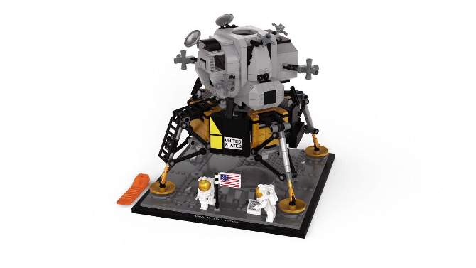 LEGO Creator Expert NASA Apollo 11 Lunar Lander Model 10266, 2 of 11, play video