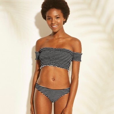 SMOCKED TEXTURED V-Wire Bandeau Bikini Top - Black