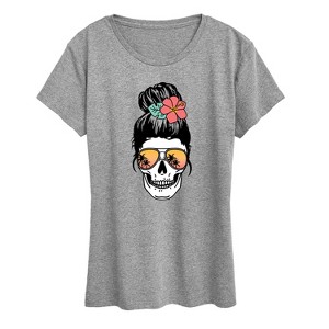 Women's - Instant Message - Beach Skull Bun Short Sleeve Graphic T-Shirt - 1 of 4