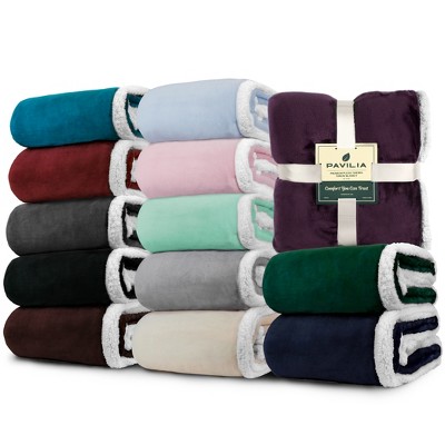 Emerald Green Reversible Fleece and Sherpa Throw Blanket