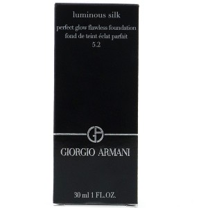 Giorgio Armani Luminous Silk Perfect Glow Flawless Foundation - 1 of 4
