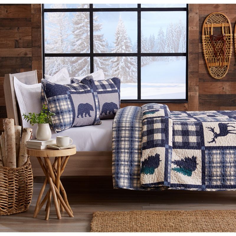 Great Bay Home Rustic Lodge All-Season Reversible Quilt Set With Shams, 3 of 9