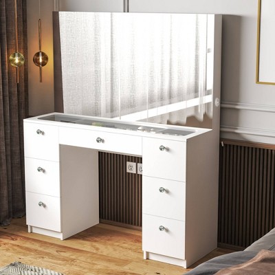 Ananke Makeup Vanity - Boahaus