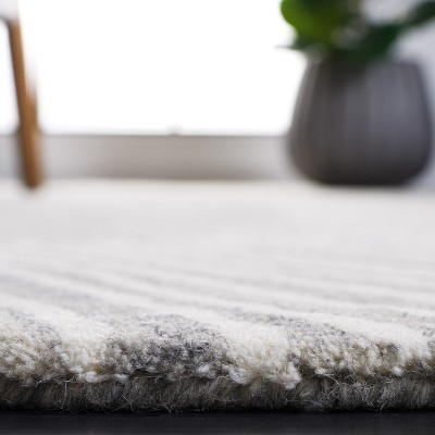 Ivory and Grey Hand Tufted Wool Area Rug, 6' x 9'